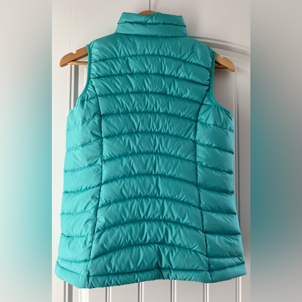 Patagonia - Girls’ Down Sweater Vest - Teal - Picture 2 of 4